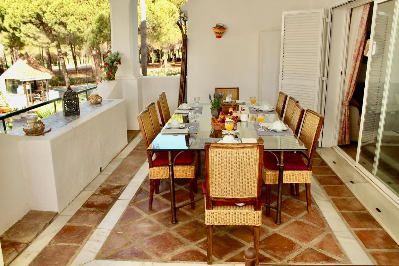 Apartment In El Presidente Beach Side New Golden Mile Estepona Exteriör bild